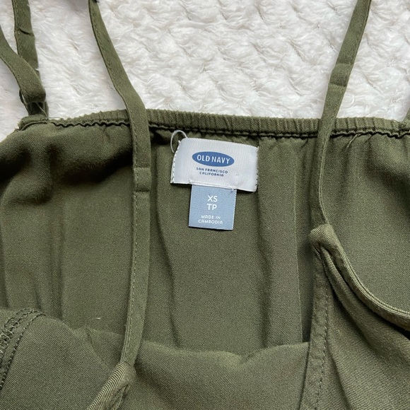 ❤️ Green Romper - Picture 2 of 2